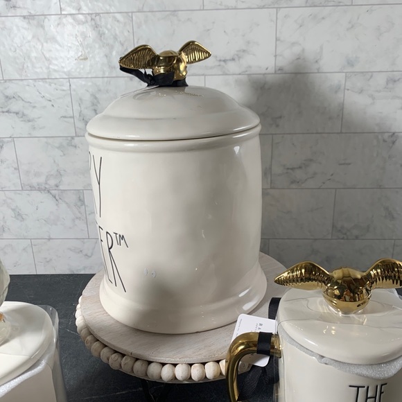 Rae Dunn Harry Potter canister with 1 mug set the golden snitch - Picture 6 of 7